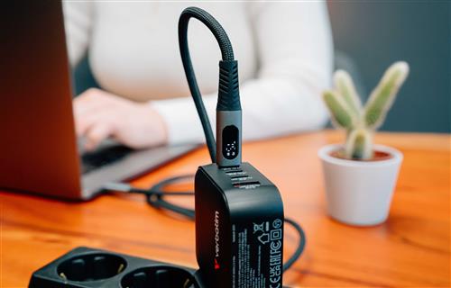 SYNC/CHARGE CABLE USB-C TO USB- 240W 40 GBPS DISPLAY 120 CM