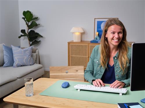 YVI+ MULTI-DEVICE WIRELESS MOUSE BLUE