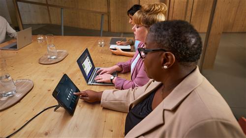 HP EliteBook 660 G11 Intel Core Ultra 7 165U Computer portatile 40,6 cm (16