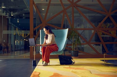 HP EliteBook Ultra G1i Next Gen AI PC Wolf Pro Security Edition Copilot+ PC Intel Core Ultra 7 258V Computer portatile 35,6 cm (14