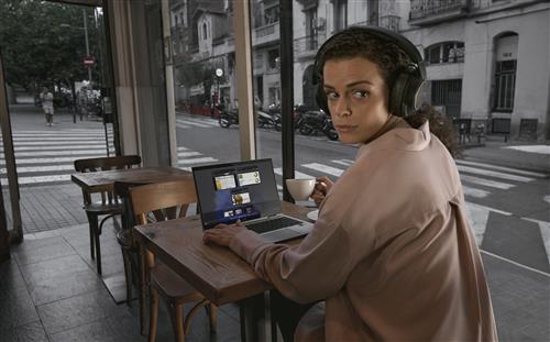 HP EliteBook Ultra G1q Copilot+ PC Qualcomm Snapdragon X1E-78-100 Computer portatile 35,6 cm (14