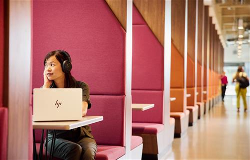 HP EliteBook X G1a Next Gen AI PC Wolf Pro Security Edition Copilot+ PC AMD Ryzen AI 9 HX 375 Computer portatile 35,6 cm (14