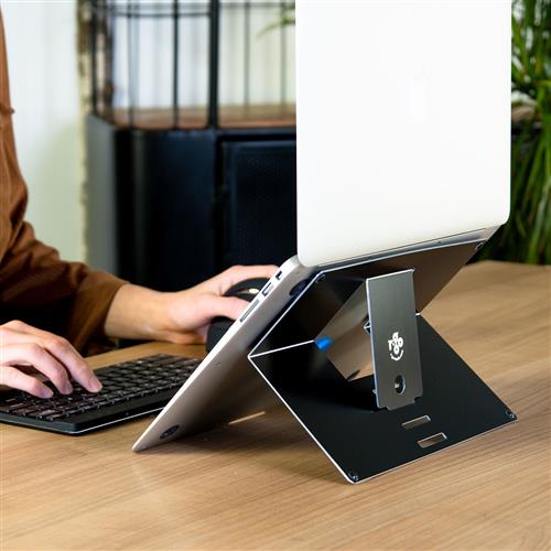SUPPORTO PER LAPTOP R-GO RISER FISSABILE REGOLAB. ALLUM. NERO