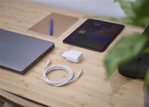 Trust Maxo 45W Universale Bianco AC