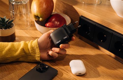 MINI GAN CHARGER 70W 3 PORT US/EU/UK ADP