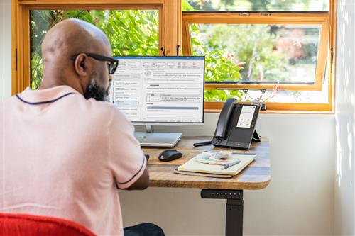 POLY CCX 500 Business Media Phone with Open SIP and PoE-enabled telefono IP Nero 24 linee LCD